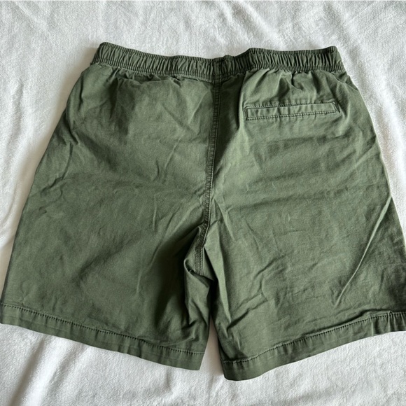 3/$30 Old Navy Jogger Shorts, Medium - Picture 2 of 3